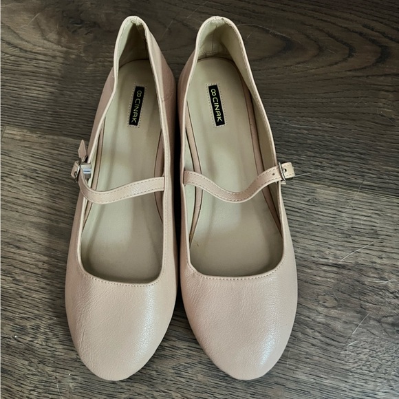 Cinak Ballet Flats Size 8 - Picture 2 of 14